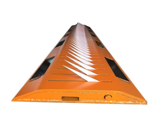 High Visibility A3 Steel Tire Killer với tải 40T cho hệ thống kiểm soát giao thông